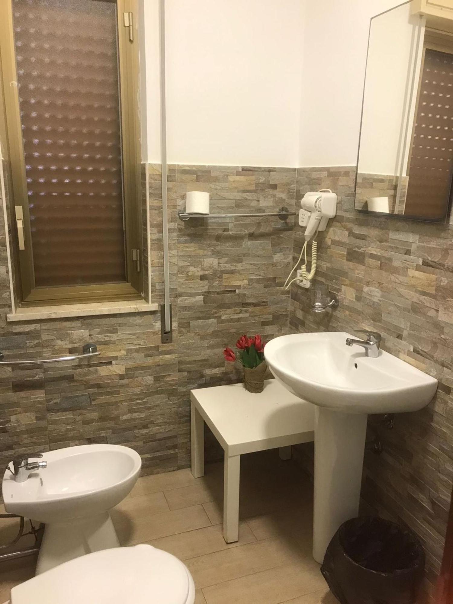 La Dimora Dei Sette Arcangeli Guest house *
